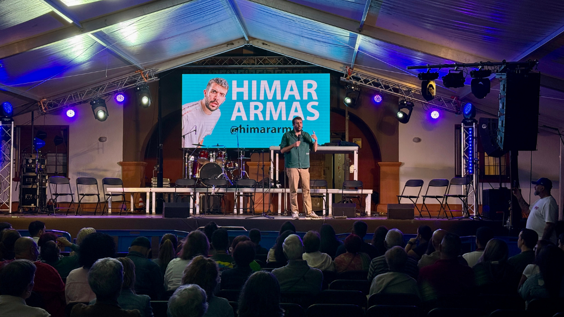 Fuencaliente se rinde ante la improvisación de Himar Armas y la Batalla Poética